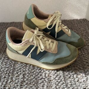 New Balance women’s size 10